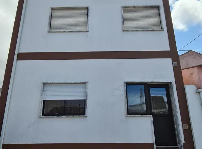 Nyaraló Gomes & Fortunato House Casais Brancos